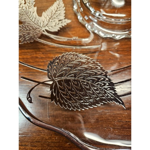 Beautiful Vintage Silver City Glass Serving Platter Silver Inlay Leaves 11" - Picture 4 of 9
